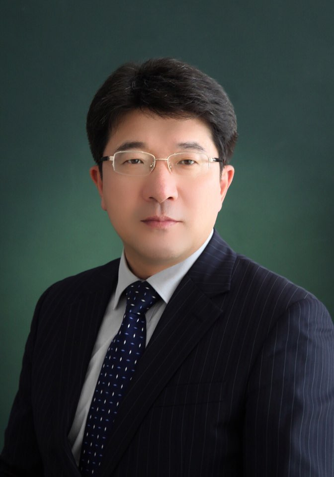 이동희 교수